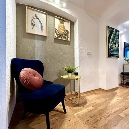 Appartement Charming 3-min Walk To Old Town - Free Parking