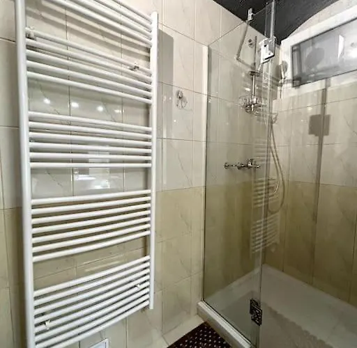 Apartma Charming 3-min Walk To Old Town - Free Parking Ljubljana